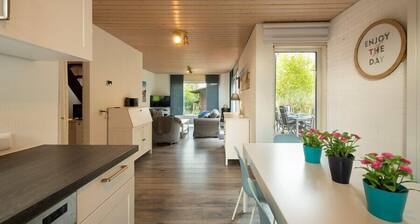 Elf Boompjes 21 Stimmungsvolles Familienhaus in Strandnähe