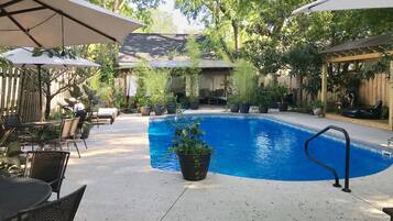 Piscine extérieure