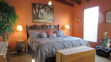 3 slaapkamers, een strijkplank/strijkijzer, gratis wifi, beddengoed