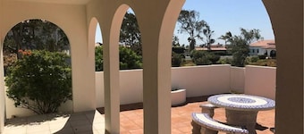 Villa Santa Rosa - Bajamar oceanview home