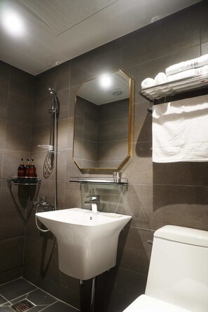 Standard Double Room (Shower Only, 13m²) | Bathroom | Free toiletries, hair dryer, slippers, towels