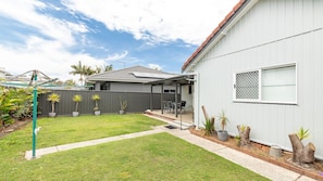 Exterior - 19 Lincoln Street Pet Friendly (Forster)