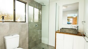 Bathtub