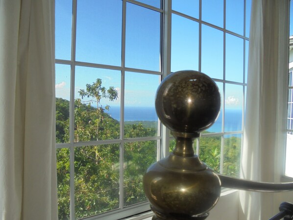 Deluxe Villa, 4 Bedrooms, Sea View, Oceanfront | 4 bedrooms, Egyptian cotton sheets, premium bedding, down comforters - Pearl Ocean Villa (Saint Margarets Bay)