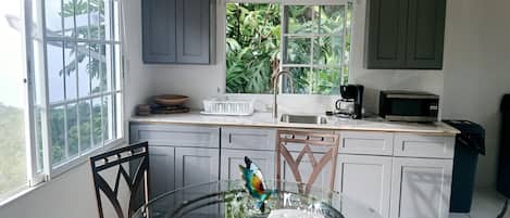 Deluxe Villa, 4 Bedrooms, Sea View, Oceanfront | Private kitchen