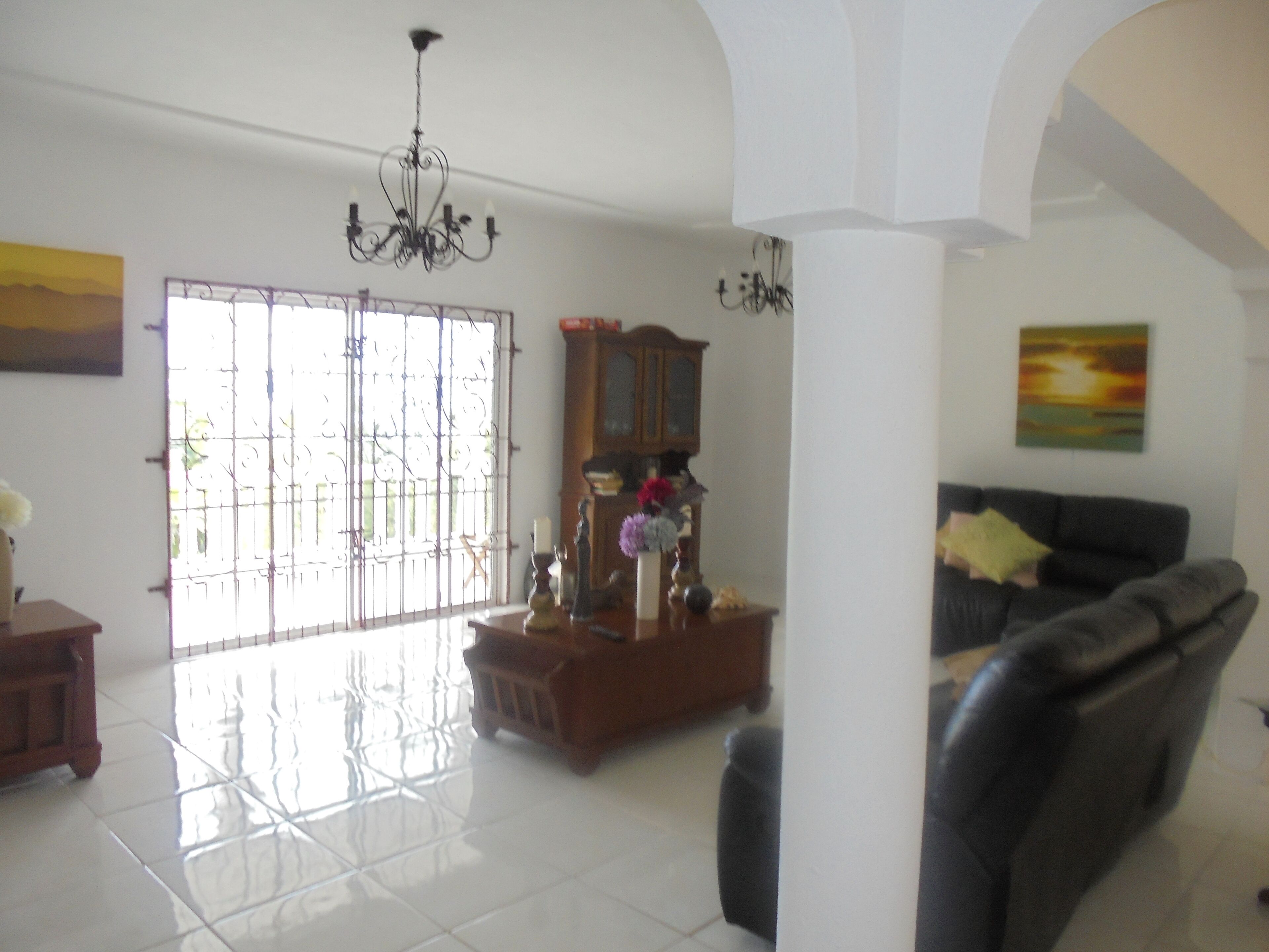 Deluxe Villa, 4 Bedrooms, Sea View, Oceanfront | Living area