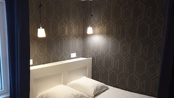 1 bedroom, soundproofing, iron/ironing board, free WiFi