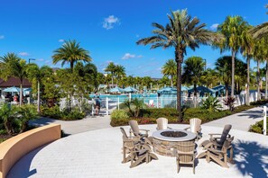 Outdoor dining - 5 BD/ 5.5 Ba/ Solara Resort (9035 PC) (Kissimmee)