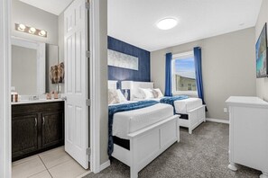 5 Schlafzimmer, Bügeleisen/Bügelbrett, WLAN, Bettwäsche
