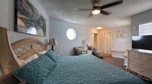 3 bedrooms, free WiFi, bed sheets