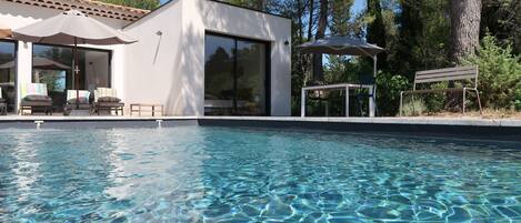 Piscine extérieure