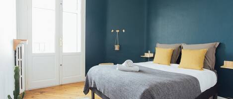 2 slaapkamers, een strijkplank/strijkijzer, reisbedje, wifi