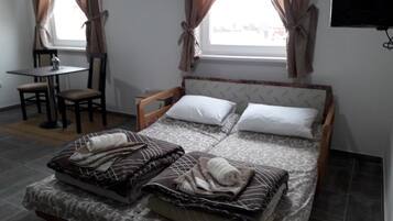 Studio Standard | Chambres insonorisées, fer et planche à repasser, Wi-Fi gratuit