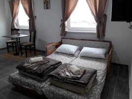 Estudio estándar | Sistema de insonorización, tabla de planchar con plancha, wifi gratis