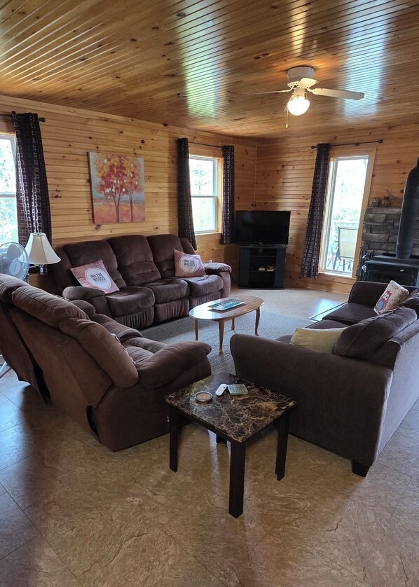 Smart TV, fireplace, toys