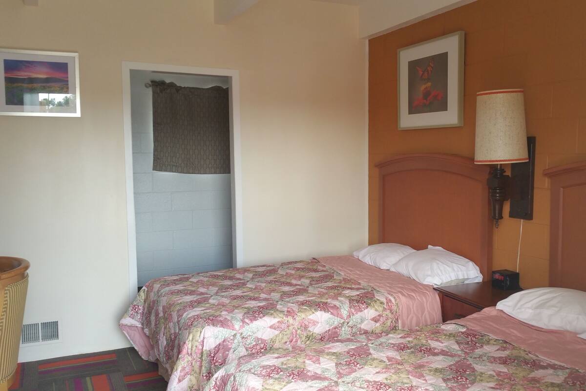 Room, 2 Double Beds | WiFi (free), bed sheets