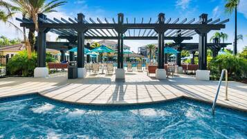 Piscine extérieure, piscine chauffée