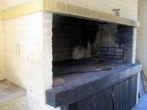 Interior - Ariana (Punta del Diablo)