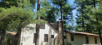  Cottage Lake House!