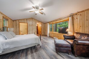 4 bedrooms, free WiFi, bed sheets -  Cottage Lake House! (Waupaca)