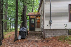 Exterior -  Cottage Lake House! (Waupaca)