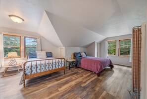 4 bedrooms, free WiFi, bed sheets