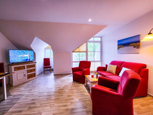 TV - 2 Room A 4 - Wohnpark Binz (with indoor pool) (Binz)