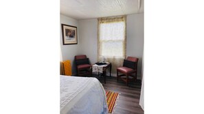 1 chambre, fer et planche Ă repasser, Wi-Fi, draps fournis