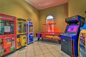 Games room - ~ 15 Mi to Disney: Resort Home w/ Private Pool! (Davenport)