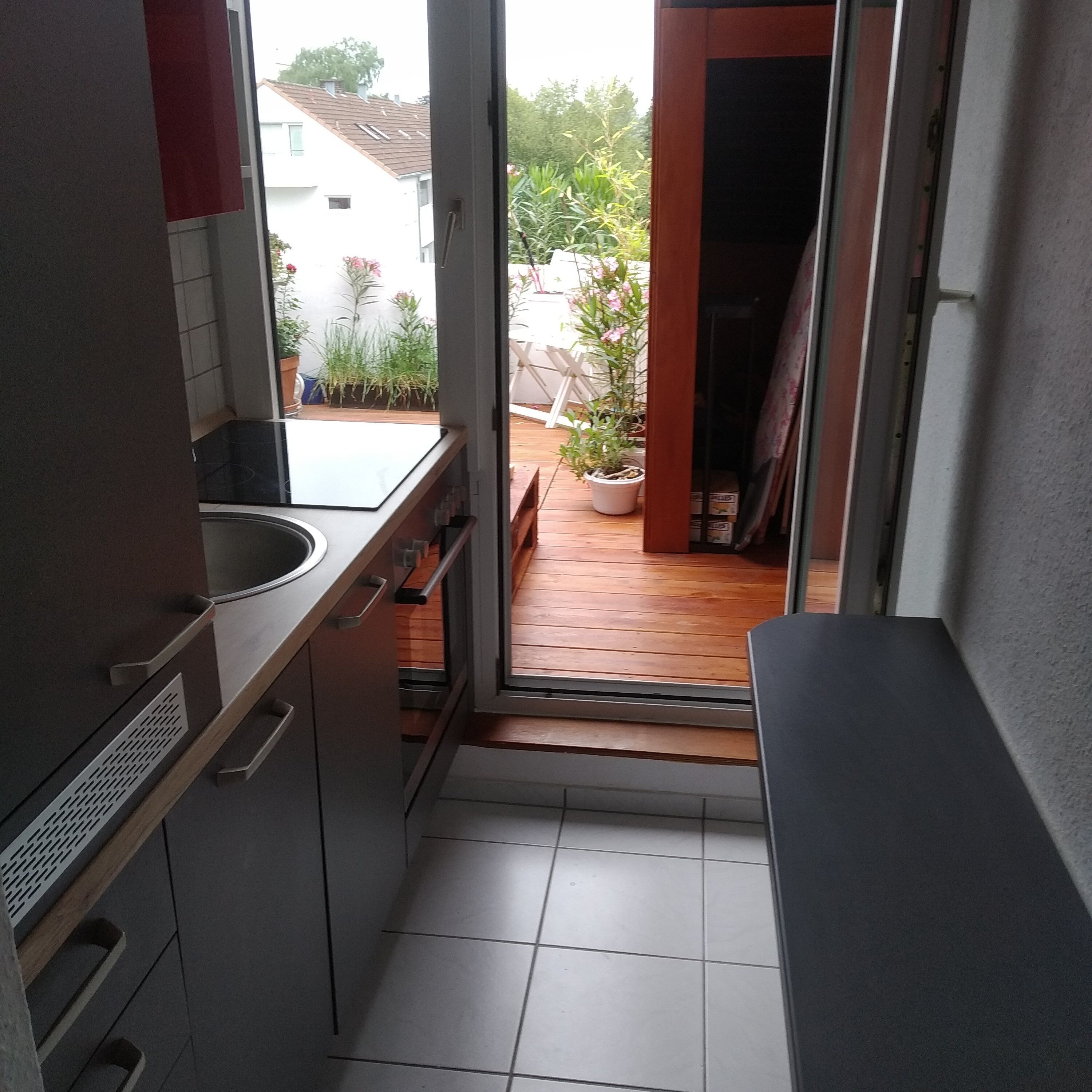 Kühlschrank, Ofen, Herdplatte, Geschirrspüler