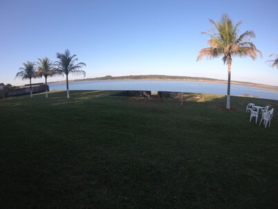 Beautiful ranch by the lake of Furnas