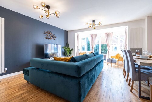 Moderni ja tilava koti kotoa 9 vuodepaikkaa