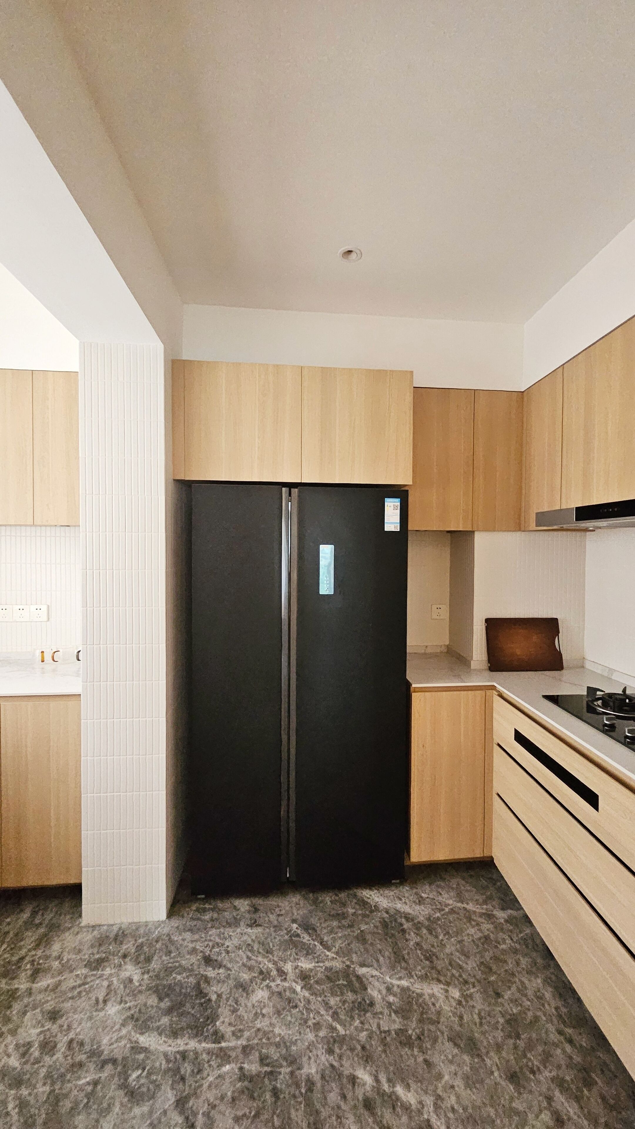 Suite Supérieure | Cuisine privée | Micro-ondes, plaque de cuisson, serviettes en papier