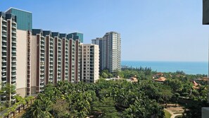 View from room - Amanda Seaview Resort Apartment (Lingshui)