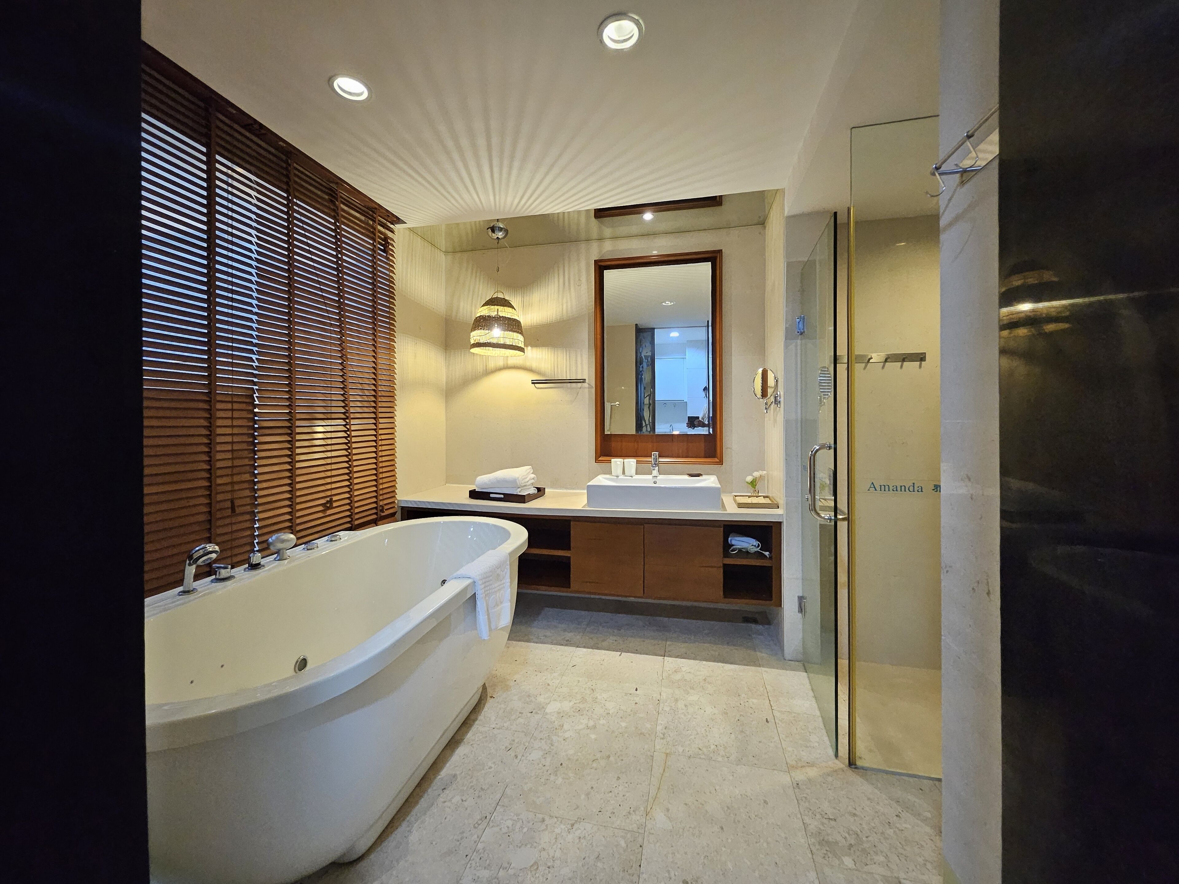 Comfort Double Room, Sea View | Bathroom sink