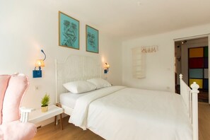 4 bedrooms, iron/ironing board, WiFi, bed sheets - 4 Br, 8 Ppl, Perfect Location and Peaceful, TAKSİM (istanbul)