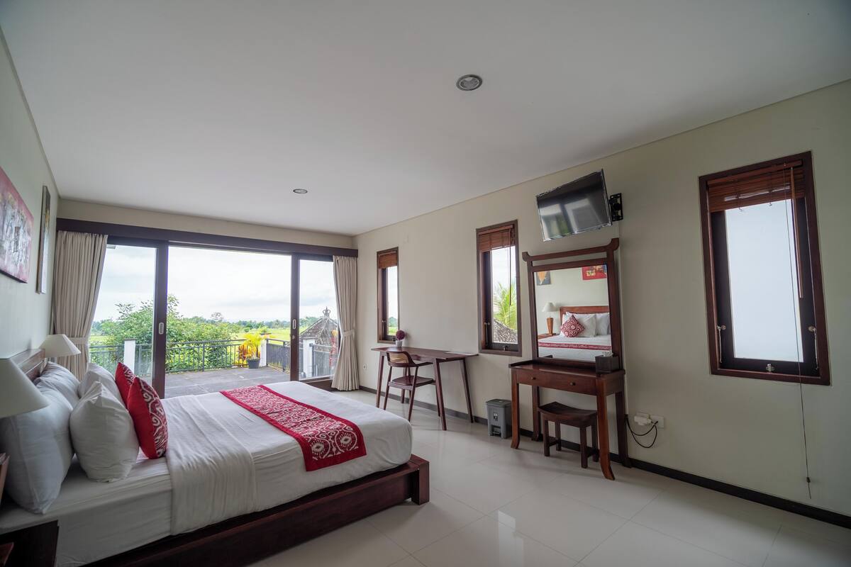 2 Bedrooms Villa with Pool View | 書桌、熨斗/熨衣板、免費無線上網、床單