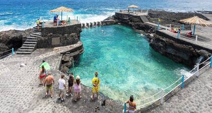 Home2Book Sea Side Charco Azul Pool Apartment Wifi