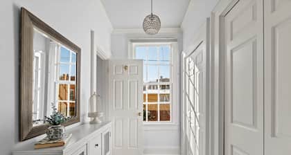 Hermosa recientemente renovado Jones St. Casa. Preciosas vistas y cómodo!