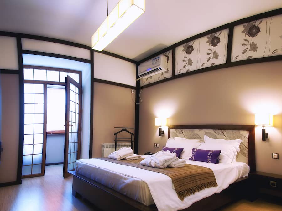 Quarto casal ou duplo design | Frigobar, cofres nos quartos, individualmente decorados