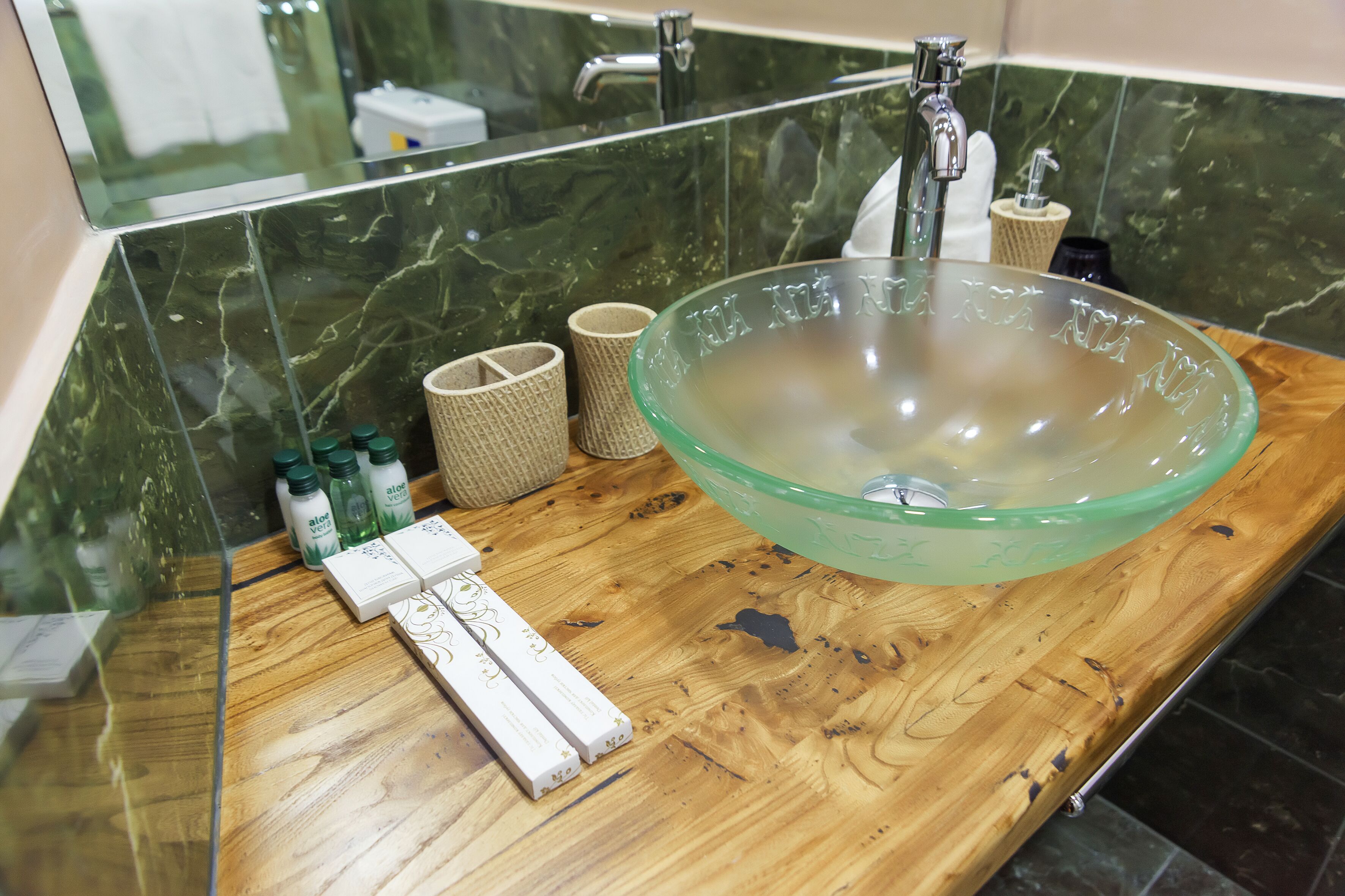 design studio | bathroom | shower, rainfall showerhead, free toiletries, hair dryer