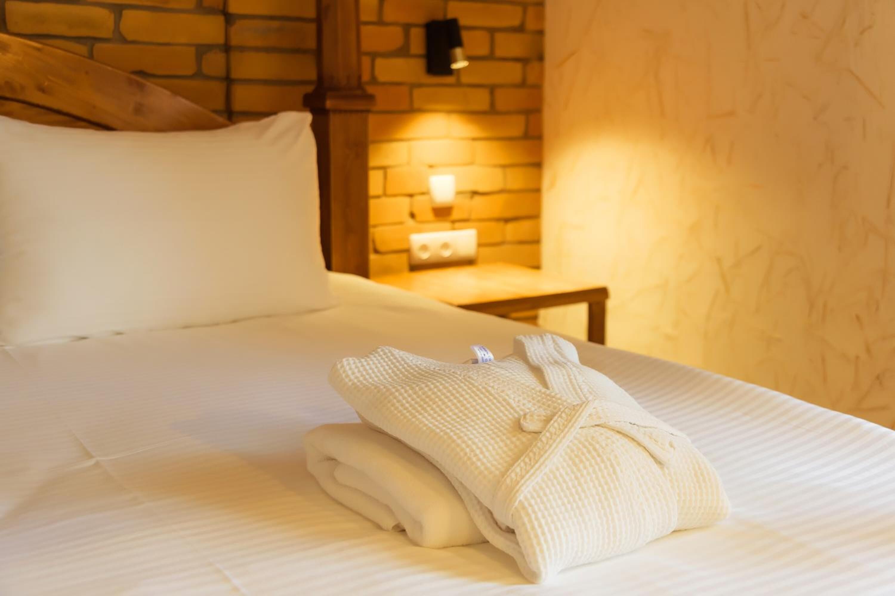 minibar, in-room safe, individually decorated, individually furnished