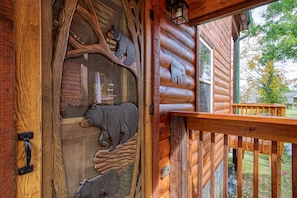 Exterior detail - Pigeon Forge River Front Cabin- Fishing Year Round-firepit with seating and Hottub (Pigeon Forge)