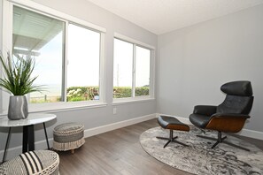 TV - 360 Spectacular Bay View luxury home close to NAPA and San Francisco (Vallejo)
