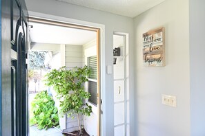 Interior - 360 Spectacular Bay View luxury home close to NAPA and San Francisco (Vallejo)