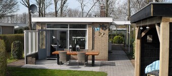 Rest, fireplace, sea, that is what our holiday bungalow can offer you