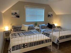 3 chambres, fer et planche à repasser, accès au Wi-Fi (inclus)