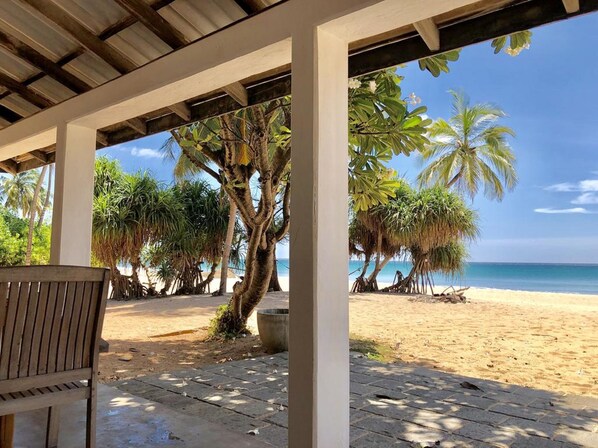 Property entrance - Moon Isle Beach Bunglow (Nilaveli)