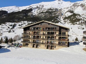 Exterior - Cozy Studio for 2/3 at the Foot of the Slopes in Val-Cenis (Lanslevillard)