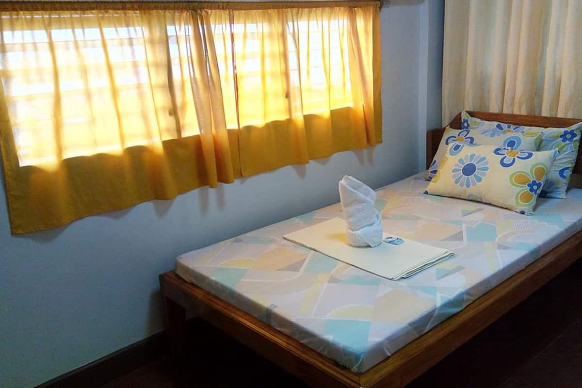 Desk, bed sheets